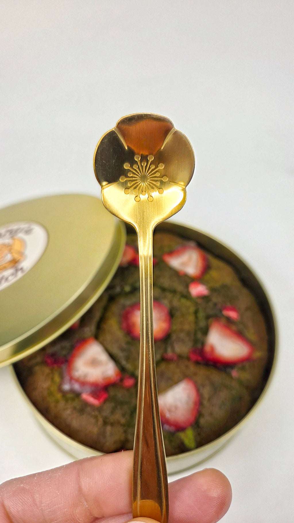 Granny’s Spring Matcha Strawberry Cookie Tin