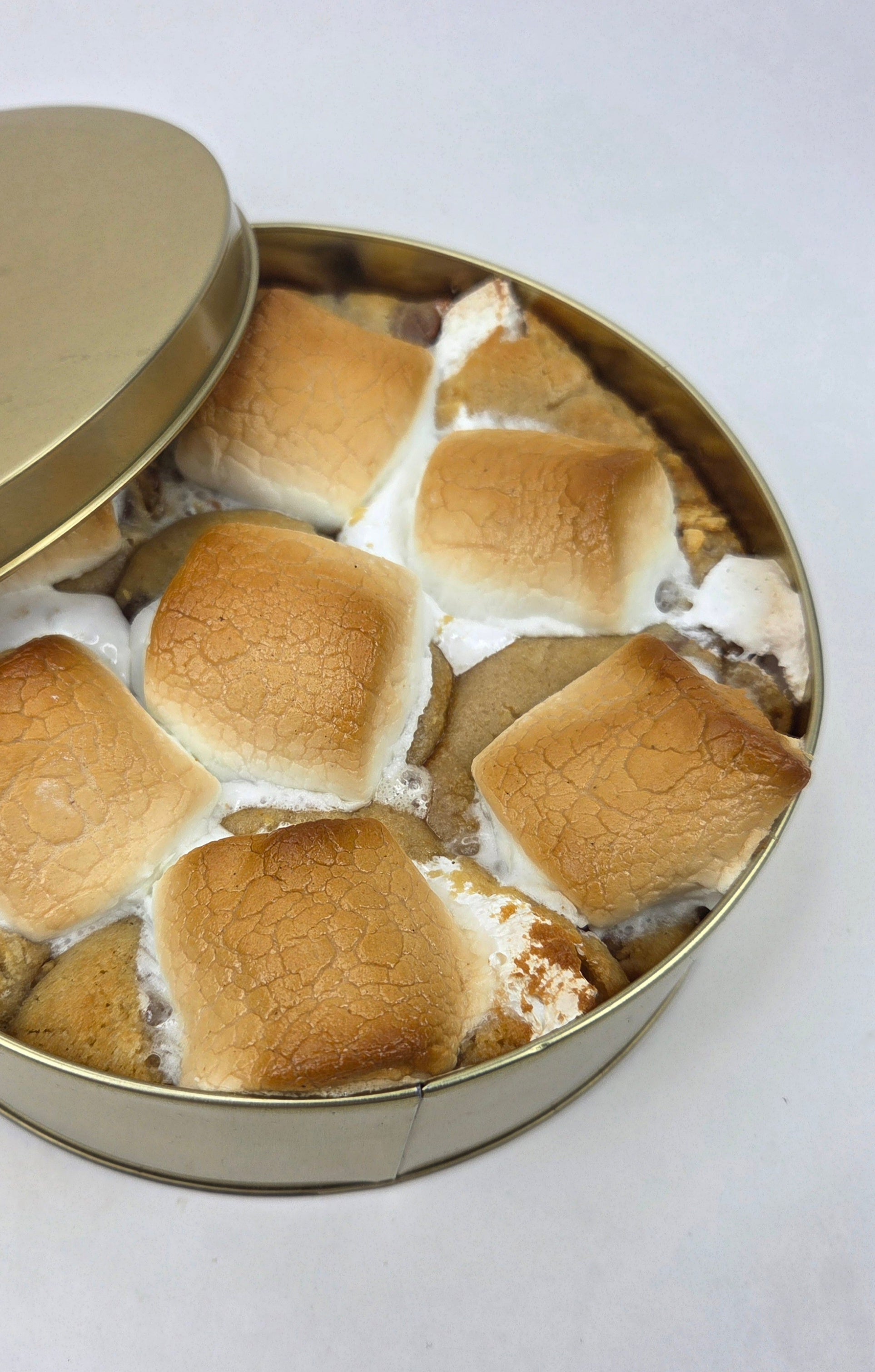 Granny’s Toasted S’mores Cookie Tin