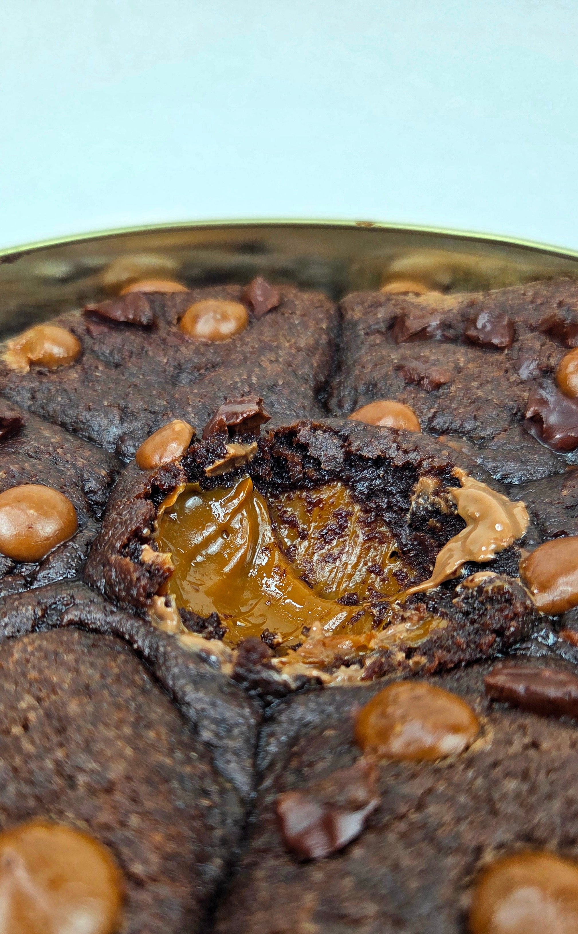 Granny’s Fudgy Double Chocolate & Caramel Cookie Tin